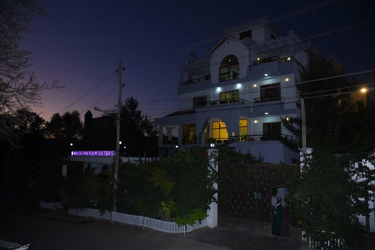 Inn Of The Four Sisters Gonder Exterior photo